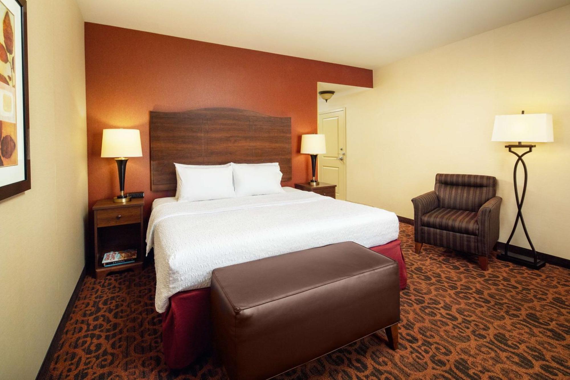 Hampton Inn & Suites Scottsdale At Talking Stick Экстерьер фото