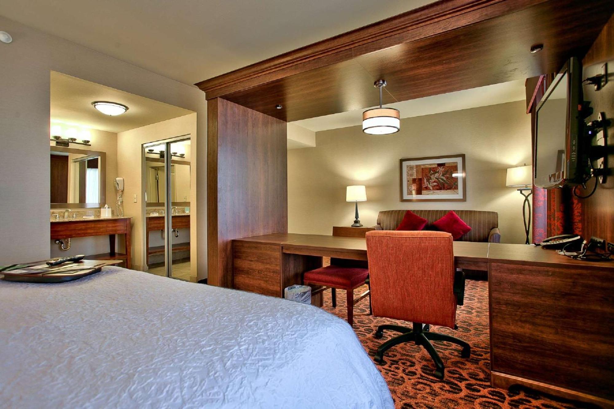 Hampton Inn & Suites Scottsdale At Talking Stick Экстерьер фото