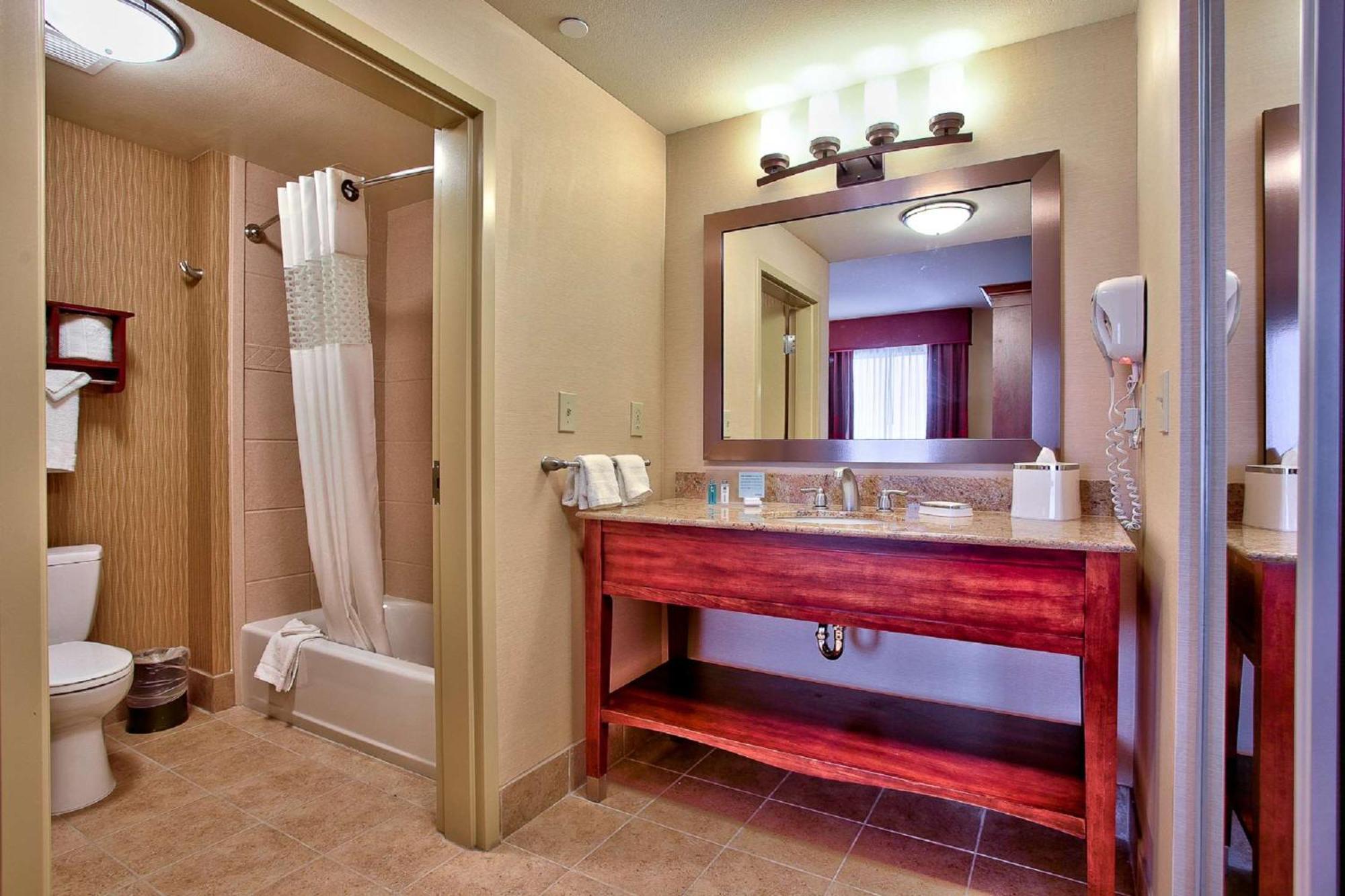 Hampton Inn & Suites Scottsdale At Talking Stick Экстерьер фото